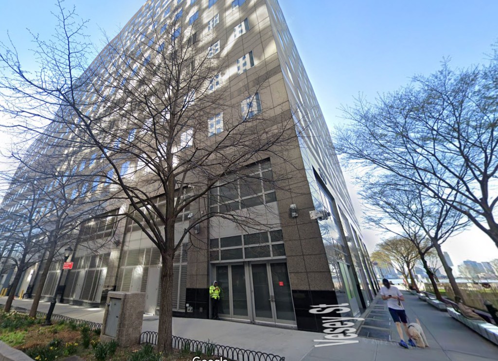 300 Vesey Street building with glass windows, possible location for the Janes Street quantity trading firm